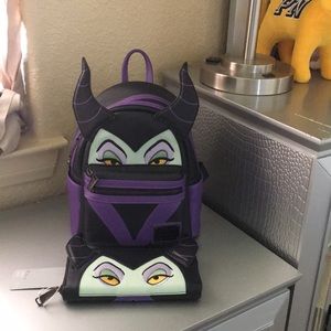 Disney backpack never worn and wallet